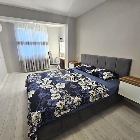 Apartment Bohemi With Free Parking Burgas by Eksteriør bilde
