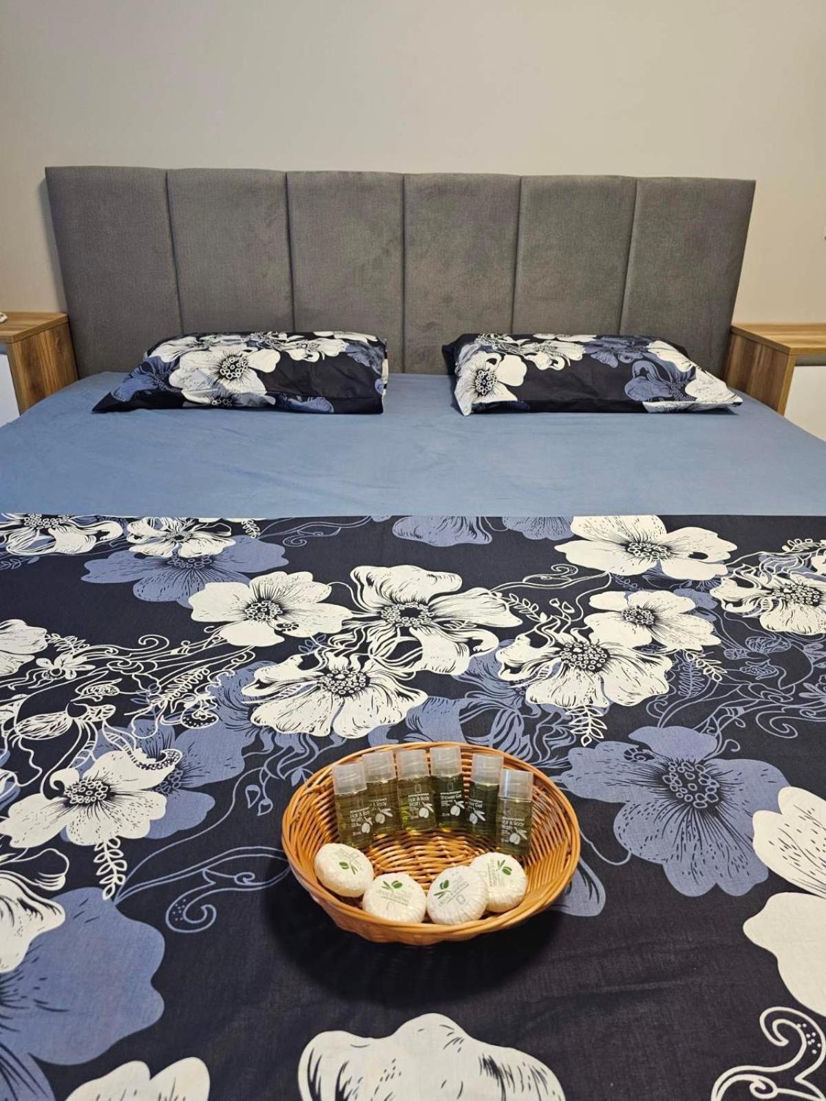 Apartment Bohemi With Free Parking Burgas by Eksteriør bilde